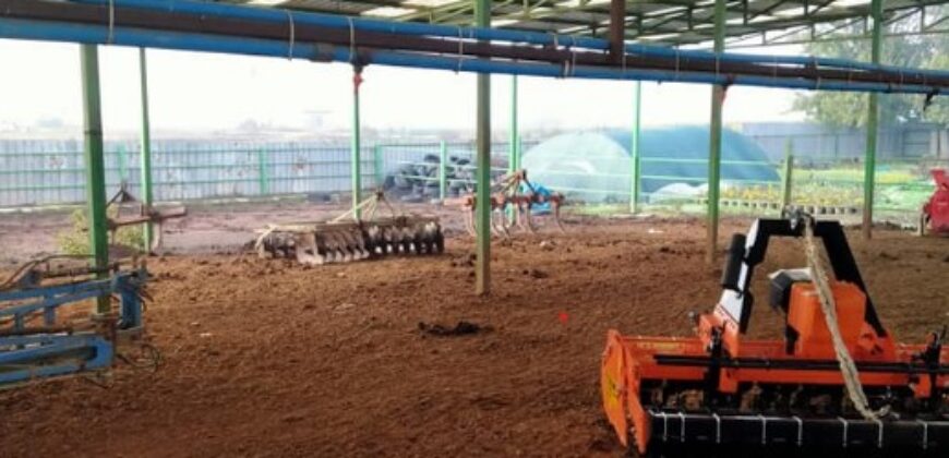 İzmir Tire mahmutlar tokatbaşı yolu üzerinde ruhsatlı satışı hazır